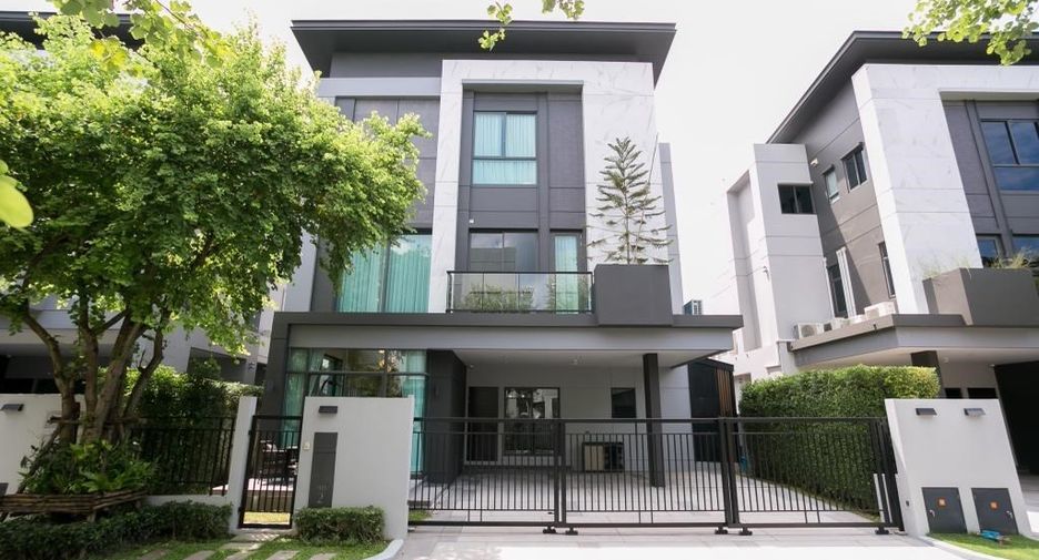 For rent and for sale 3 bedrooms house in Wang Thonglang, Bangkok
