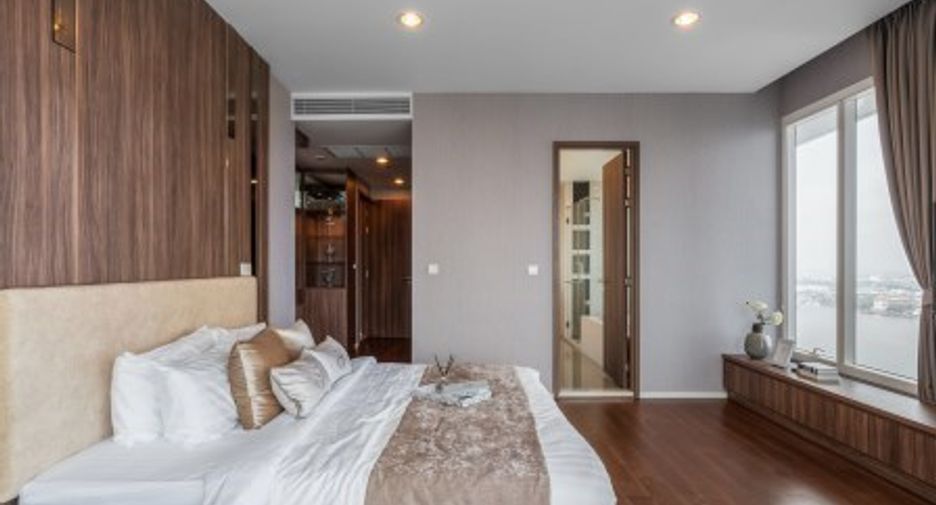 For sale 3 bedrooms condo in Bang Kho Laem, Bangkok