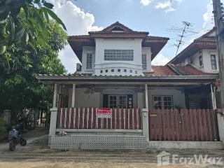 À louer 4 chambres maison à Don Mueang, Bangkok