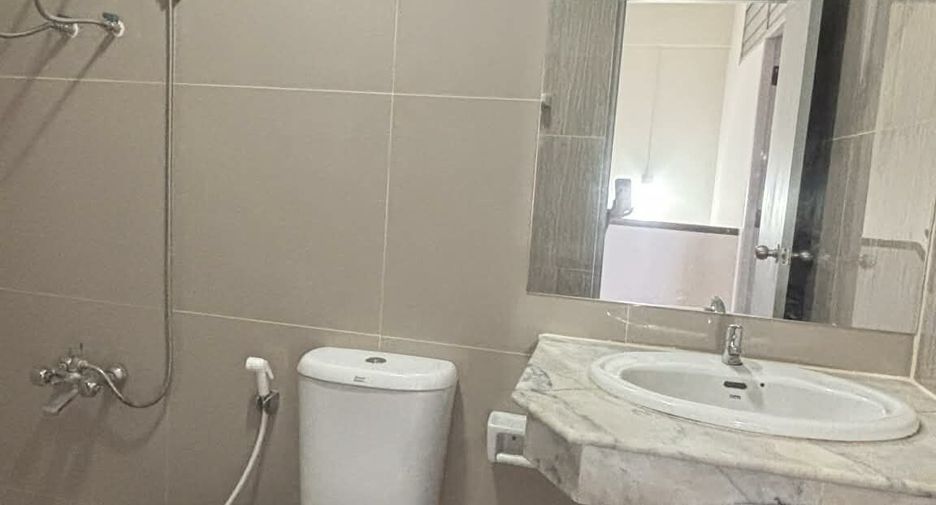 For sale 2 bedrooms townhouse in Bang Khen, Bangkok