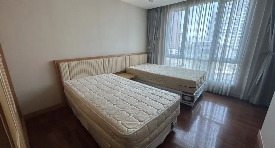 Apartamento en alquiler de 3 habitaciones en Watthana, Bangkok