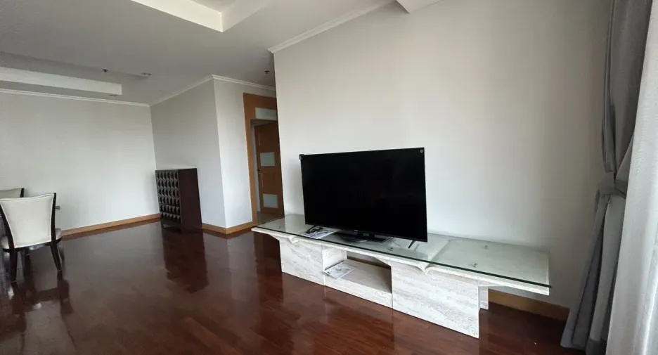 Apartamento en alquiler de 3 habitaciones en Watthana, Bangkok