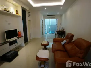 Haus zur Miete mit 3 Zimmer in Chom Thong, Bangkok