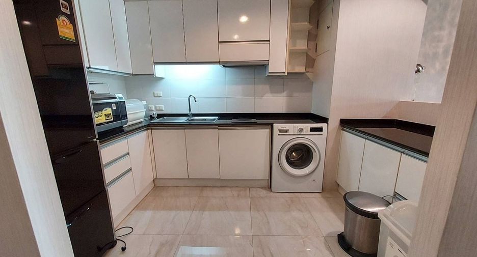 For sale 2 bedrooms condo in Khlong Toei, Bangkok