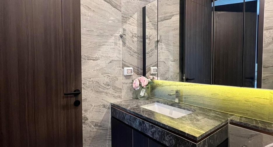 Condo en alquiler de 1 habitaciones en Khlong Toei, Bangkok