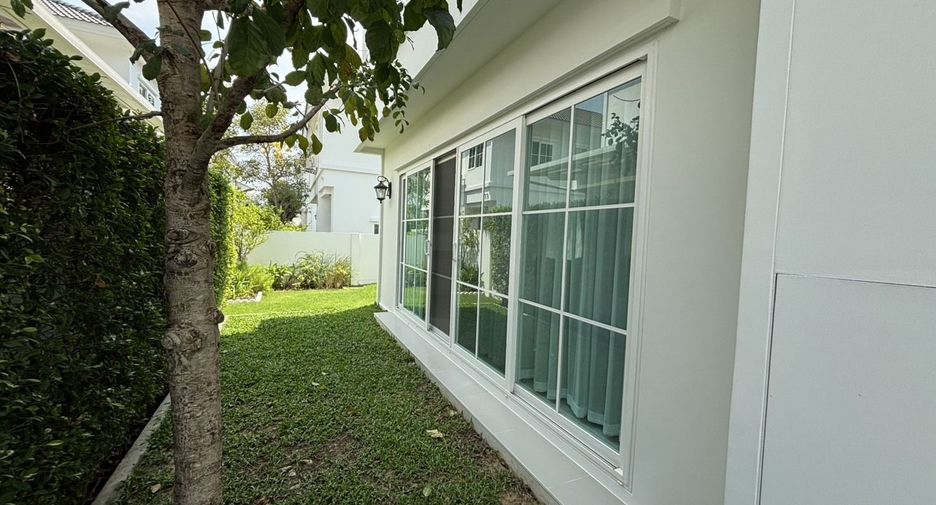 Casa en alquiler de 3 habitaciones en Bang Phli, Samut Prakan