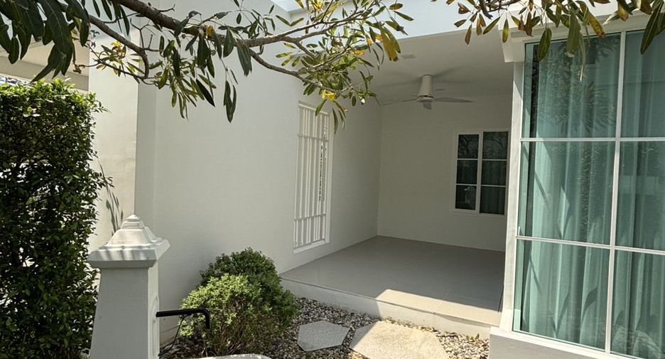 Casa en alquiler de 3 habitaciones en Bang Phli, Samut Prakan