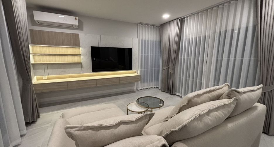 Casa en alquiler de 3 habitaciones en Bang Phli, Samut Prakan