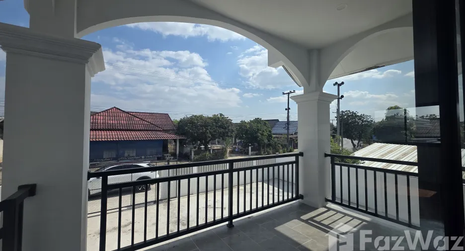 For sale 3 bedrooms house in Mueang Lamphun, Lamphun