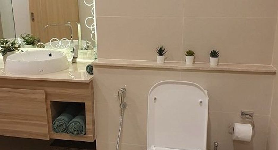 For sale 2 bedrooms condo in Jomtien, Pattaya