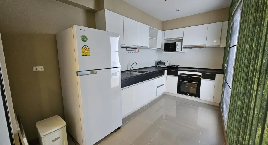 For rent 3 bedrooms condo in Bang Kho Laem, Bangkok