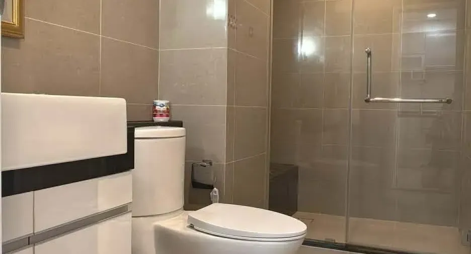 For rent 1 bed condo in Huai Khwang, Bangkok