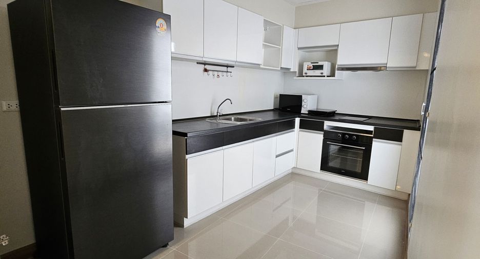 For rent 3 bedrooms condo in Bang Kho Laem, Bangkok