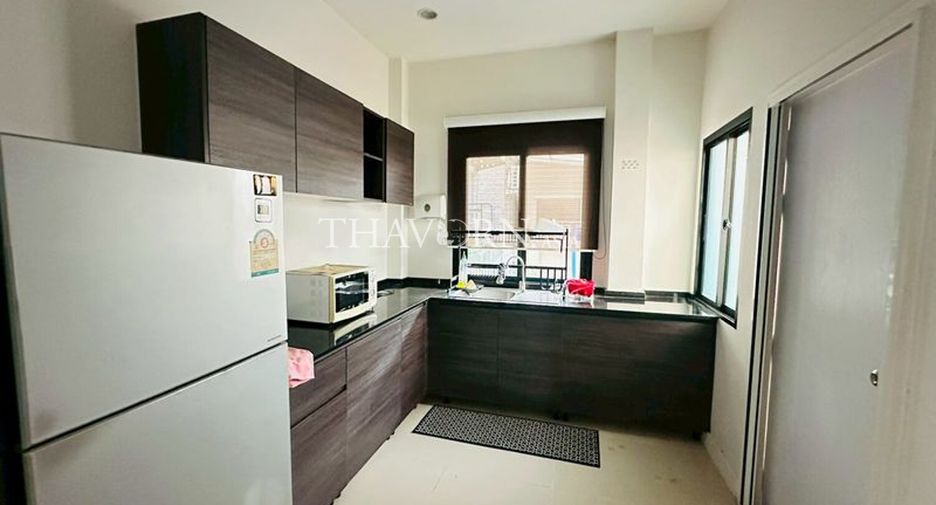 For sale 4 bedrooms house in Bang Lamung, Chonburi