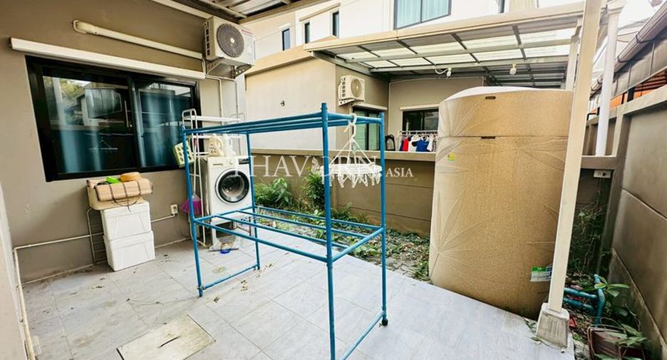 For sale 4 bedrooms house in Bang Lamung, Chonburi