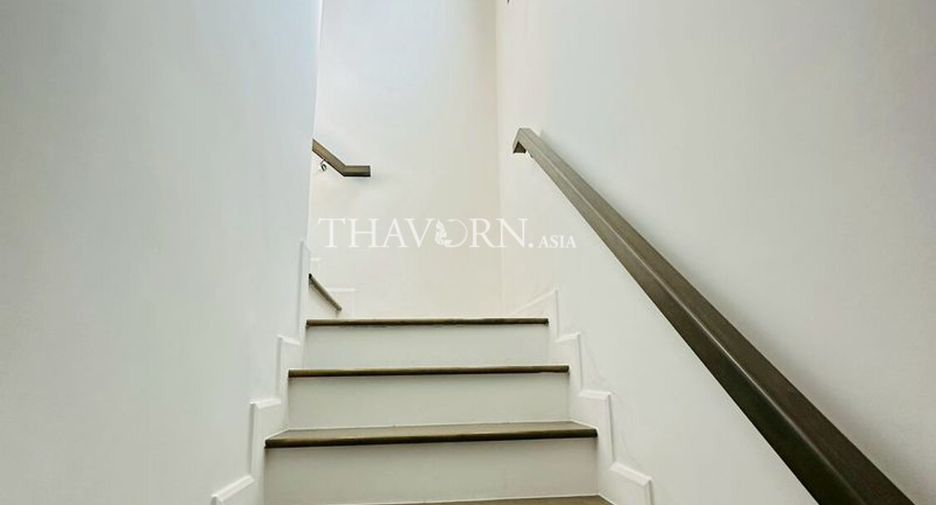 For sale 4 bedrooms house in Bang Lamung, Chonburi
