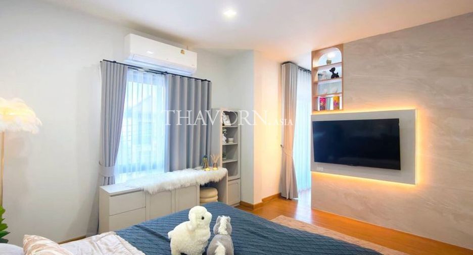 For sale 4 bedrooms house in Bang Lamung, Chonburi