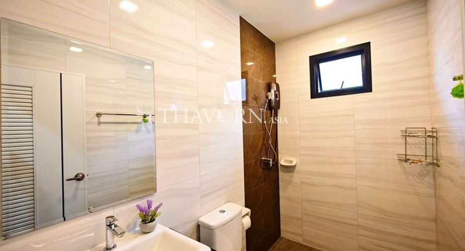 For sale 4 bedrooms house in Bang Lamung, Chonburi