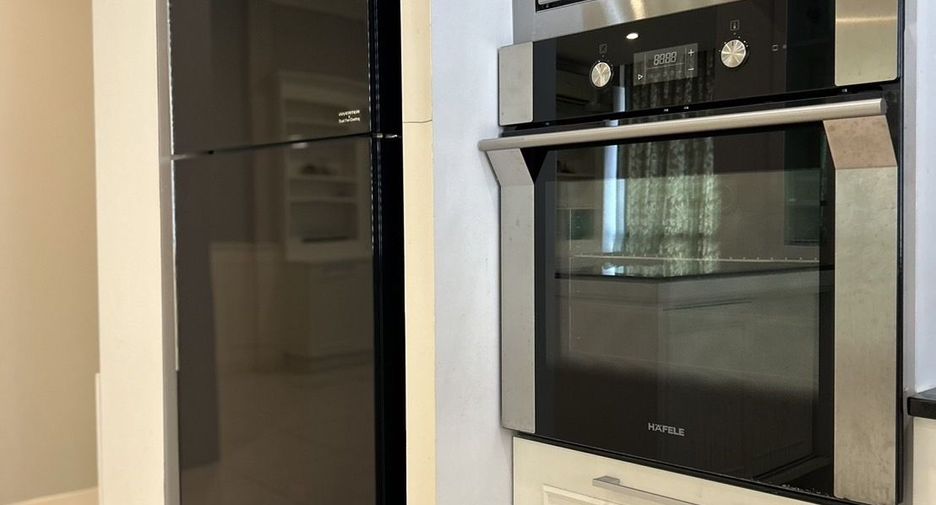 For rent 1 bed apartment in Watthana, Bangkok