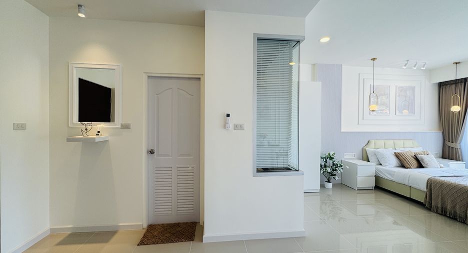 For sale and for rent studio condo in Mueang Phuket, Phuket