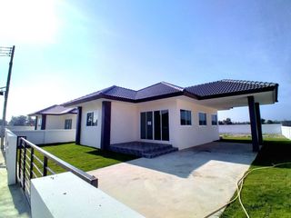 For sale 2 bedrooms house in Mueang Lamphun, Lamphun