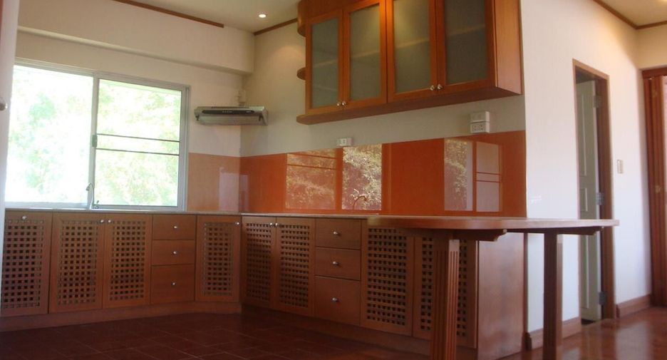 For sale 2 bedrooms condo in Ban Thi, Lamphun