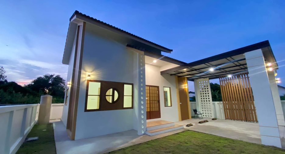 For sale 3 bedrooms house in Mueang Lamphun, Lamphun