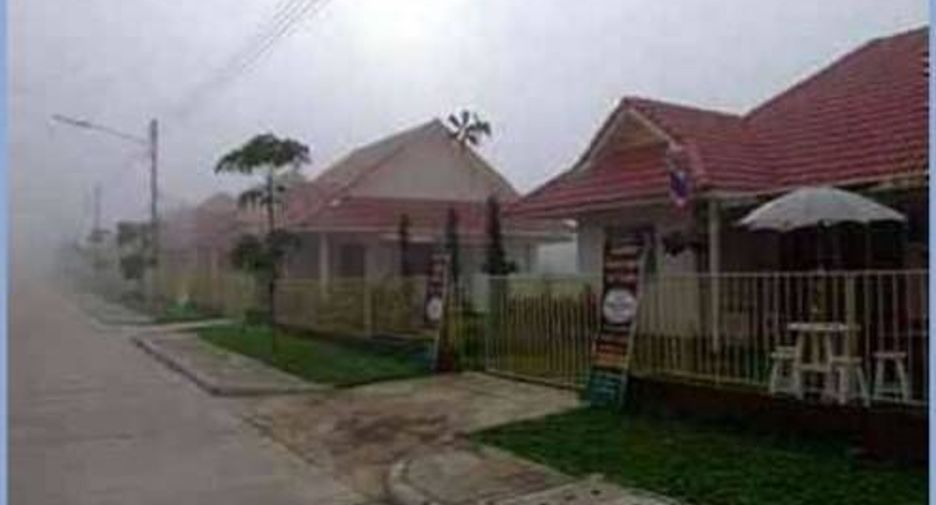 For sale 3 bedrooms house in Mueang Lamphun, Lamphun