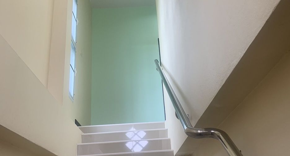 For sale 3 ベッドルーム townhouse in Mueang Lamphun, Lamphun