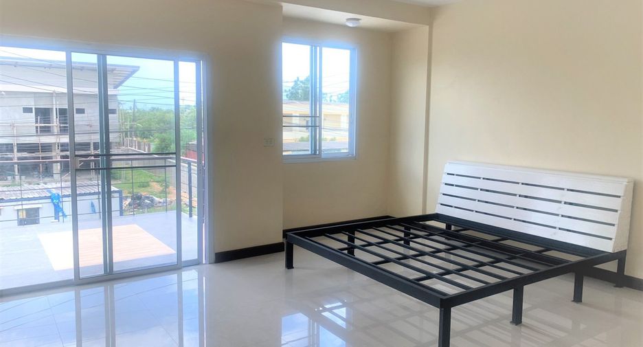 For sale 3 ベッドルーム townhouse in Mueang Lamphun, Lamphun