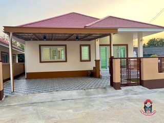 Haus zum Kauf mit 3 Zimmer in Mueang Lamphun, Lamphun