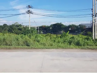 For sale land in Mueang Lamphun, Lamphun