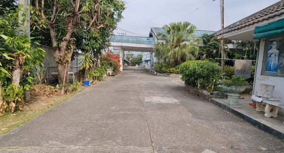 For sale studio house in Mueang Lamphun, Lamphun