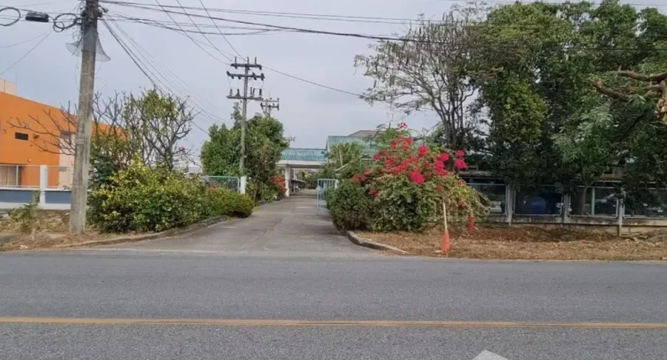 For sale studio house in Mueang Lamphun, Lamphun