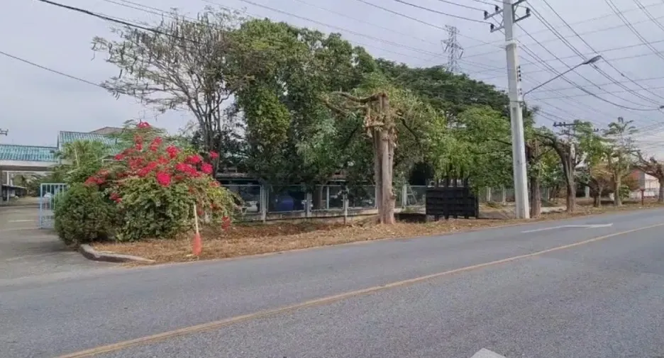 For sale studio house in Mueang Lamphun, Lamphun
