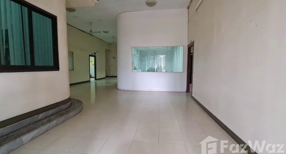 For sale studio house in Mueang Lamphun, Lamphun