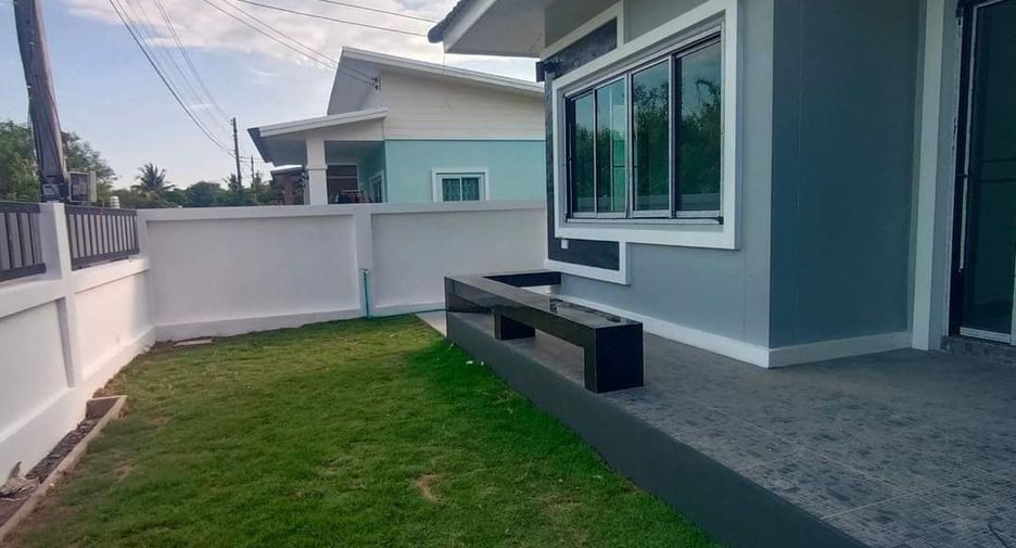 For sale 3 bedrooms house in Mueang Lamphun, Lamphun