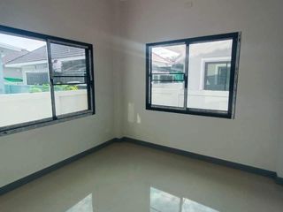 À vendre 3 chambres maison à Mueang Lamphun, Lamphun