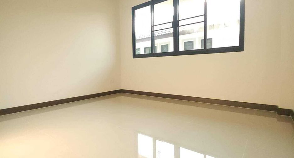 出售 3 卧室 独立屋 在 Mueang Lamphun, Lamphun