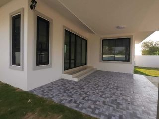 À vendre 3 chambres maison à Mueang Lamphun, Lamphun