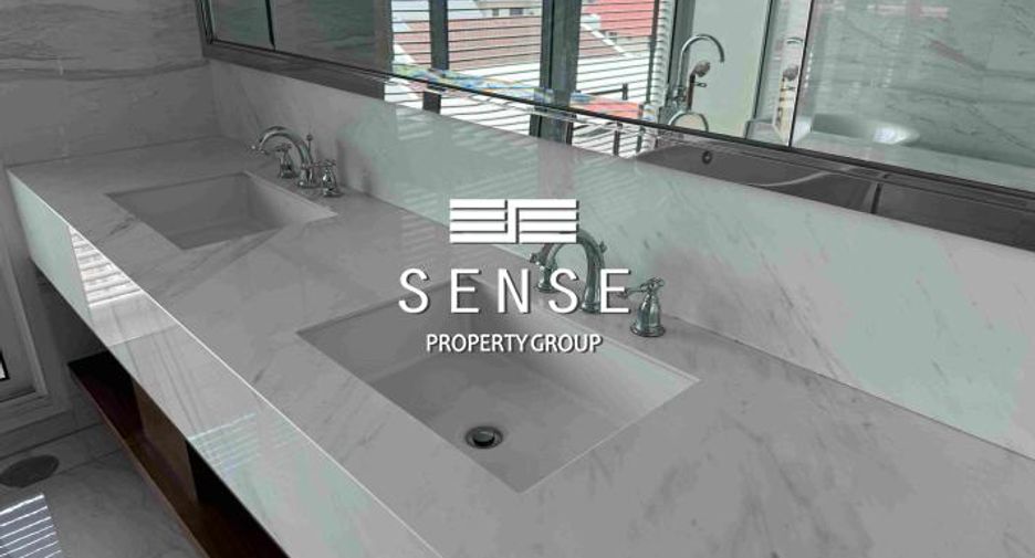 For sale and for rent 4 bedrooms condo in Khlong Toei, Bangkok