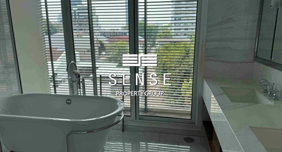 For sale and for rent 4 bedrooms condo in Khlong Toei, Bangkok