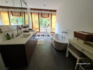 For sale 3 bedrooms condo in Yan Nawa, Bangkok