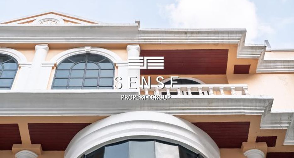 ให้เช่า 4 ห้องนอน คอนโด ใน วัฒนา, กรุงเทพฯ
