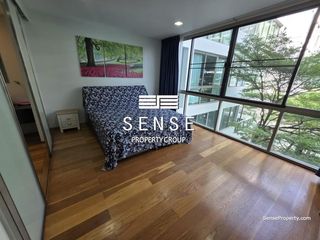 For sale 3 bedrooms condo in Khlong Toei, Bangkok
