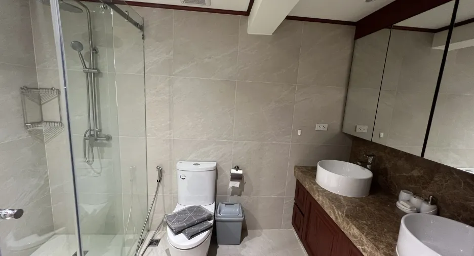 For rent 2 bedrooms apartment 