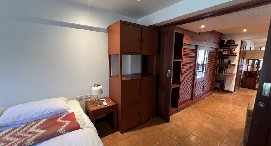 For rent 2 bedrooms apartment 