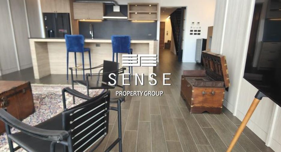 For rent 4 bedrooms condo in Watthana, Bangkok