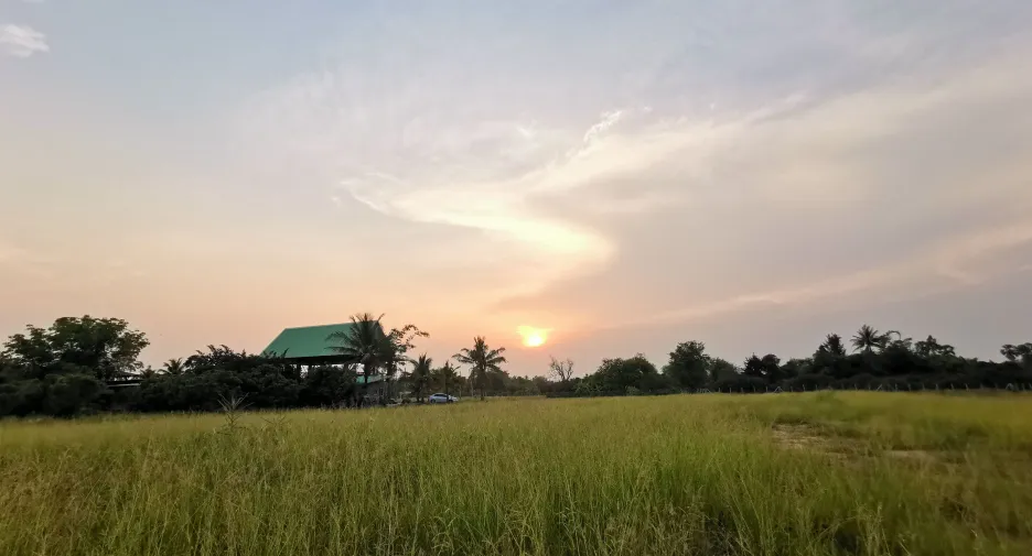 For sale land in Mueang Lamphun, Lamphun