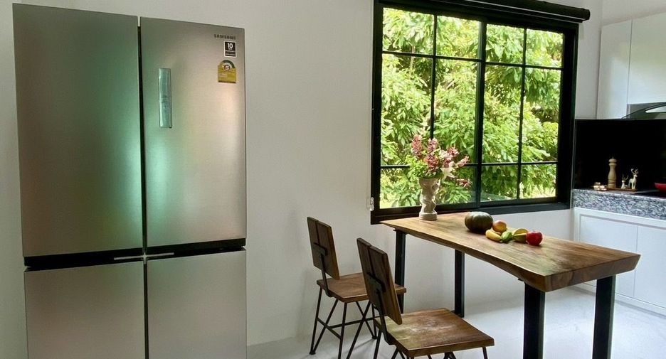 For sale 4 bedrooms villa in Ban Thi, Lamphun
